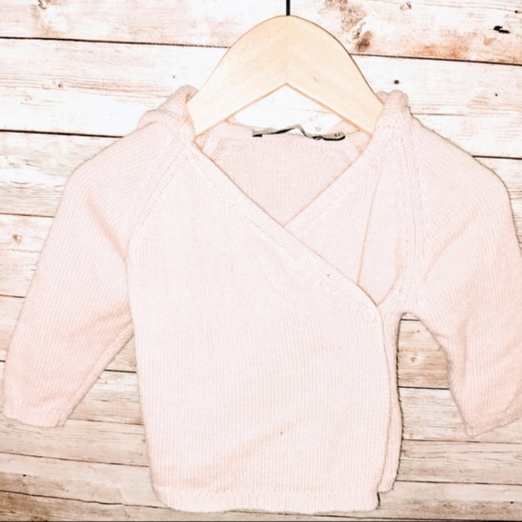 💕Host Pick💕Stella McCartney Pink, Wrap Sweater w/ Off-white 3D ears, 9m - Picture 1 of 6